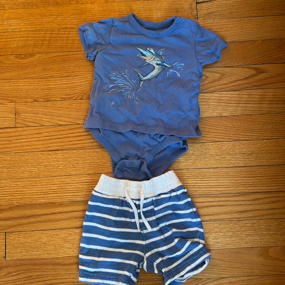 Baby Gap 6-12 month outfit
